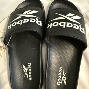 Reebok Classic Black Slide